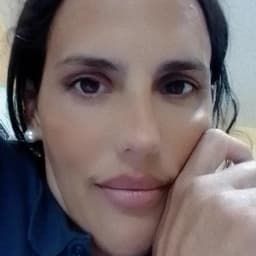 María avatar
