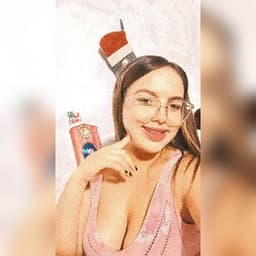 María avatar