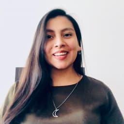 Romina avatar