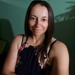 Carolyn avatar