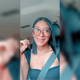 María avatar