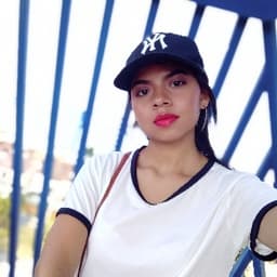Lorena avatar