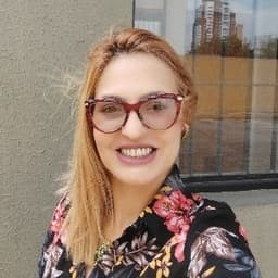 María avatar