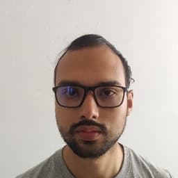 Luis avatar