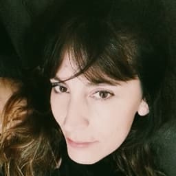 Yanina avatar
