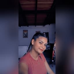 Daniela avatar