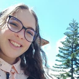 Laura avatar