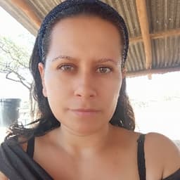 Nazly avatar