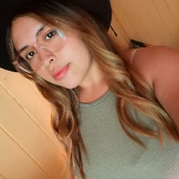 Emily avatar