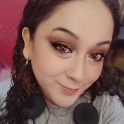 Daniela avatar