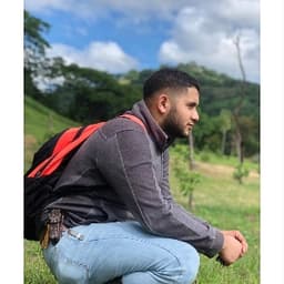 Julio avatar