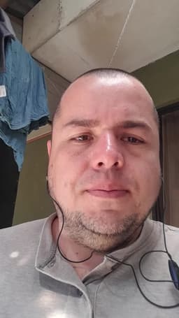 Julio avatar