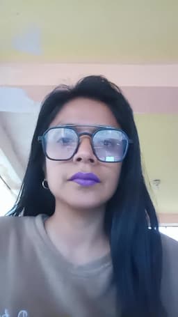 Claudia avatar